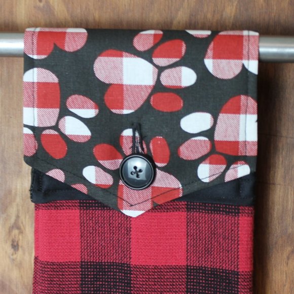 DOG PAWS BUFFALO RED & BLACK HANDMADE HANGING KITCHEN HAND BUFFALO CHECK TOWEL - Picture 1 of 4